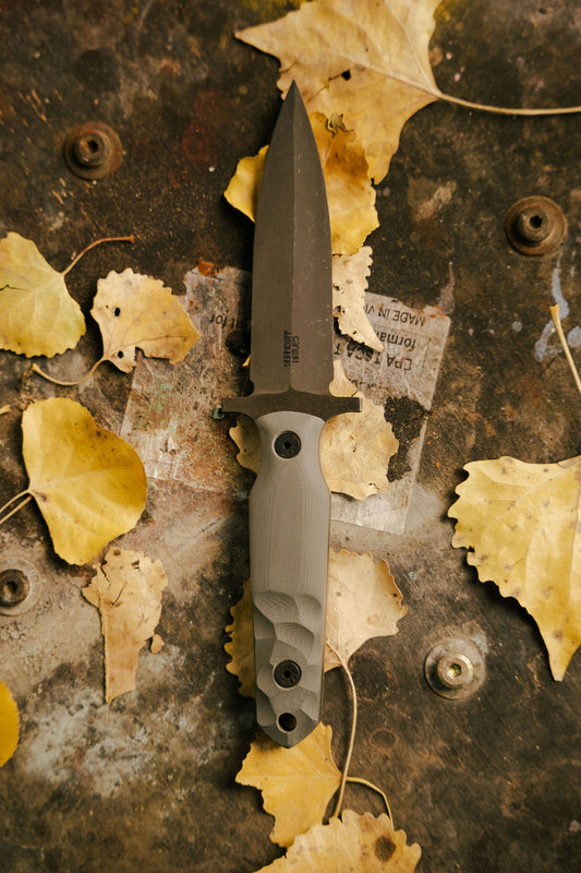 Grey g10 Dagger