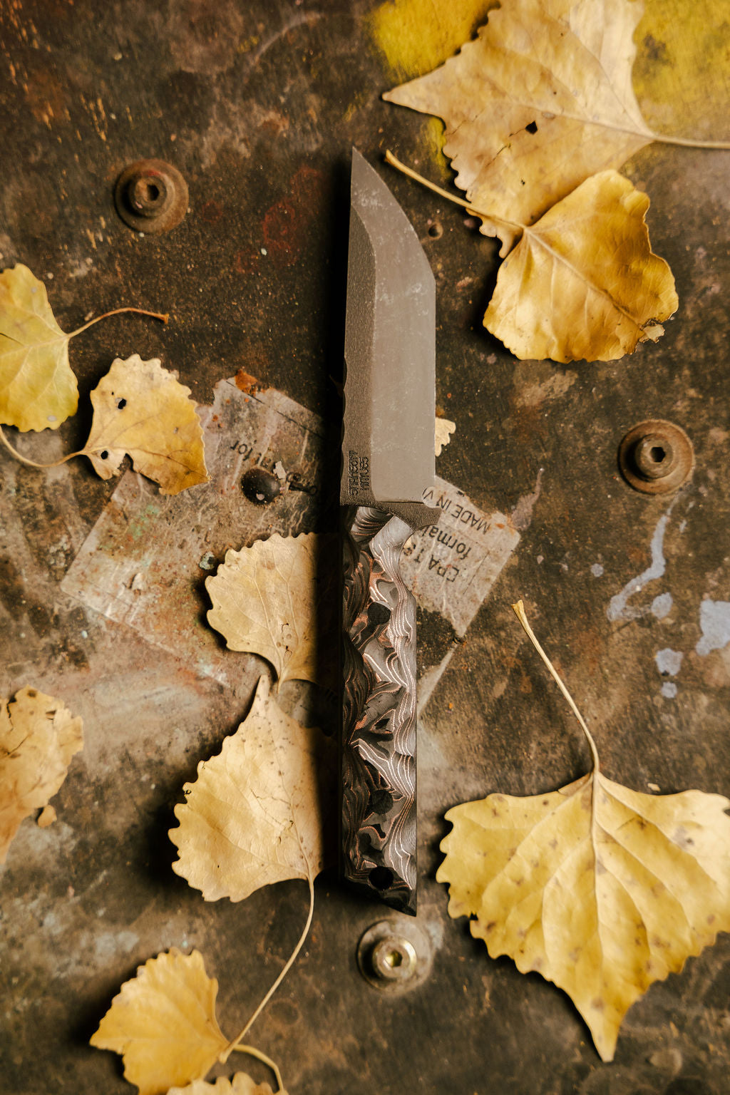Copper Mesh Carbon Fiber Tanto